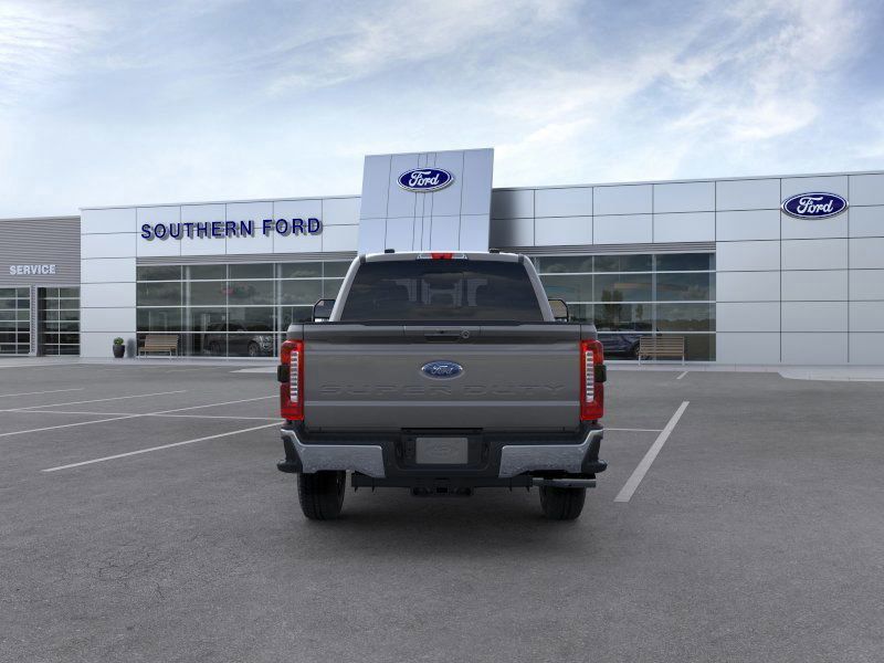 2025 Ford F-350 Lariat photo 5