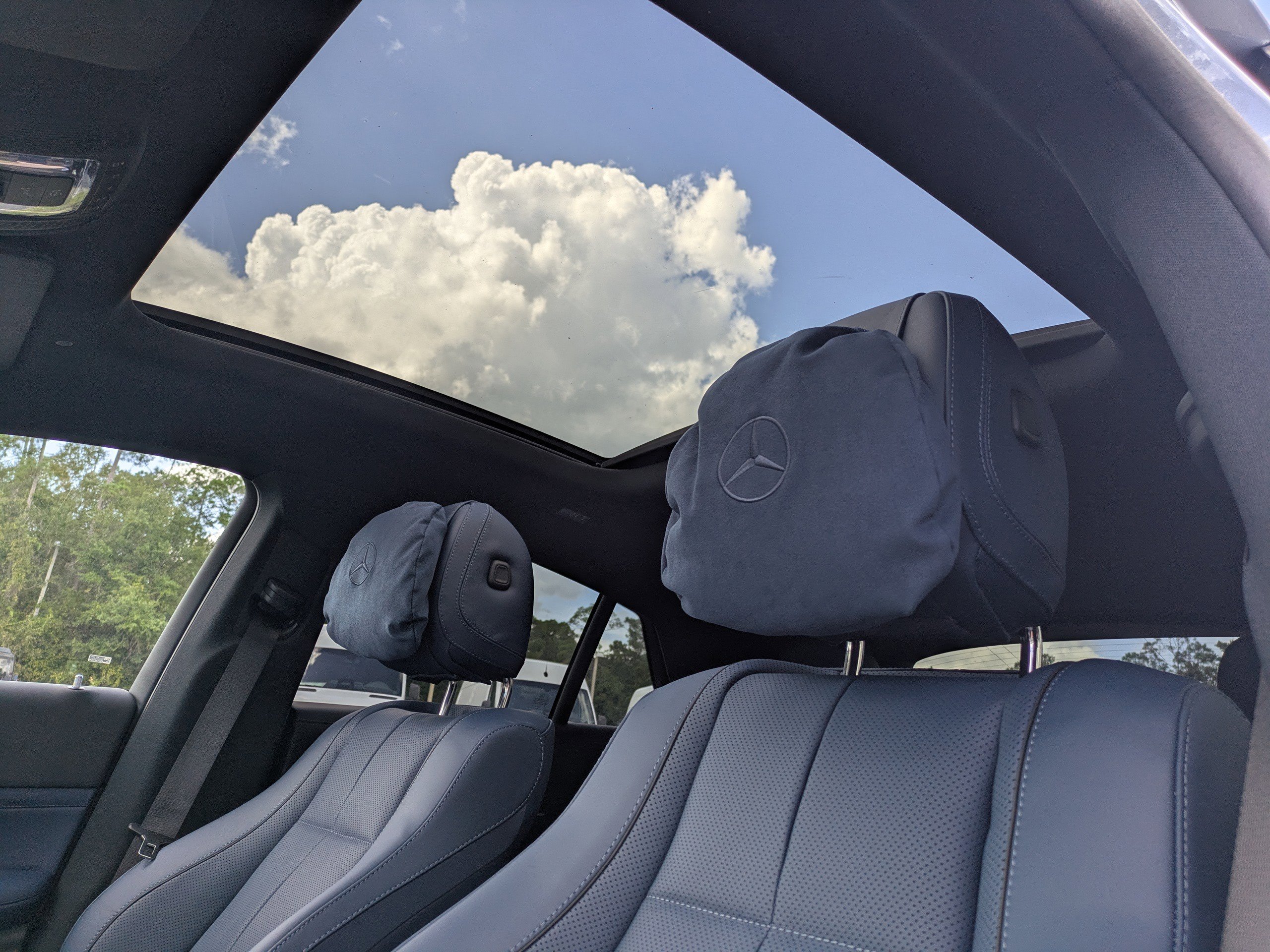 2026 Mercedes Benz GLE 450 4MATIC photo 4