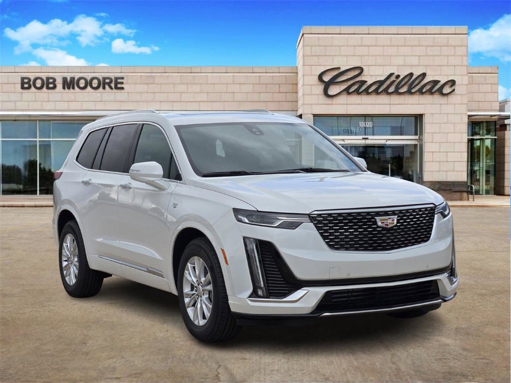 2025 Cadillac XT6 Luxury photo 3