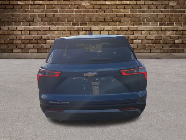 2026 Chevrolet Equinox LT photo 4