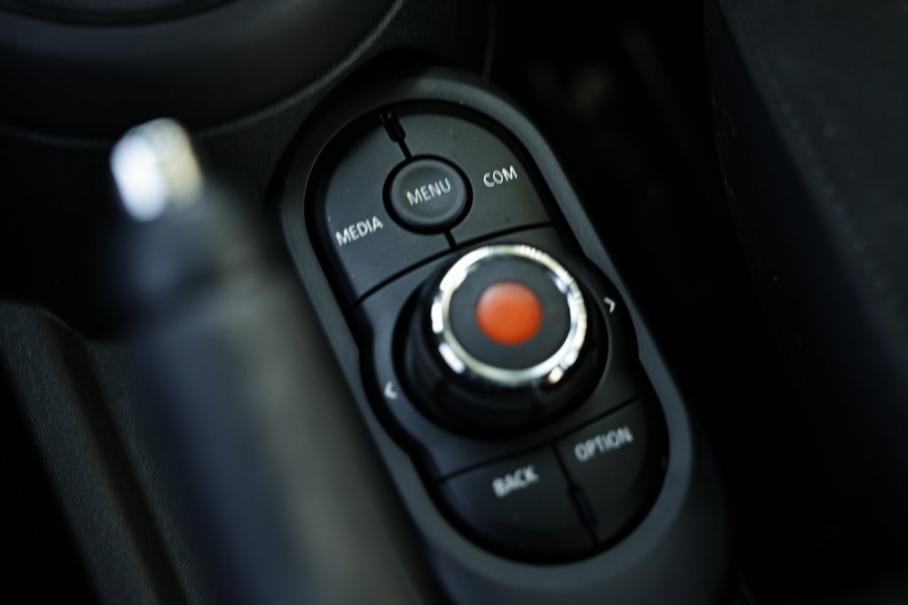 2020 Mini Cooper Signature photo 34