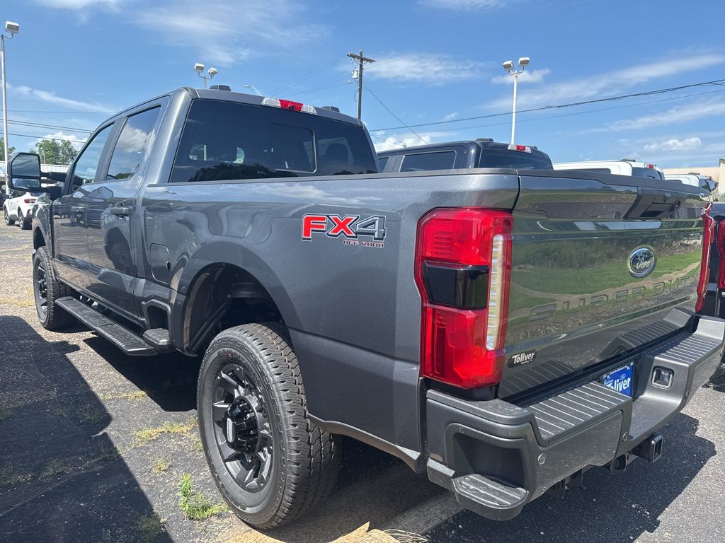 2025 Ford F-250 XL photo 4
