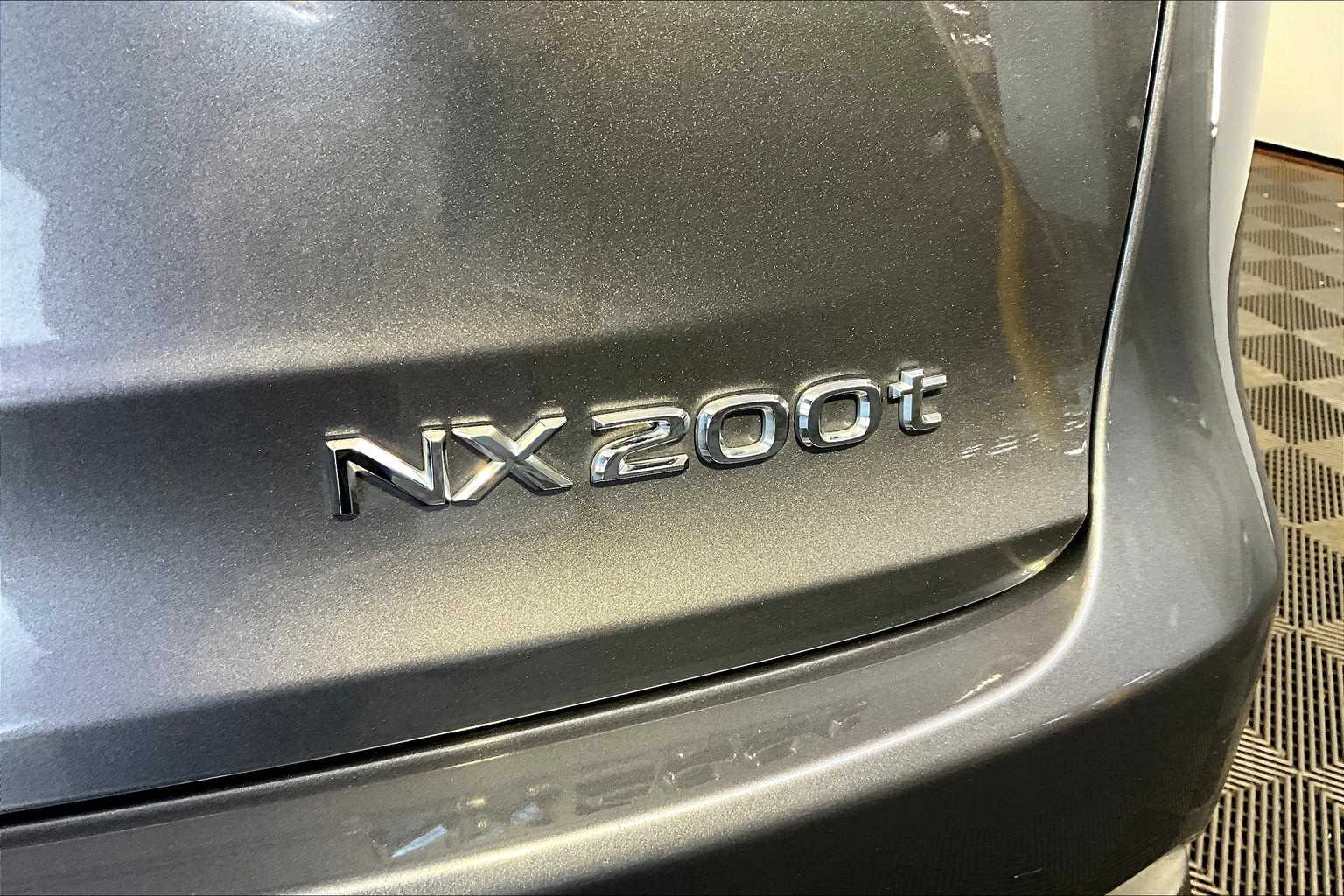 2015 Lexus NX 200t AWD photo 9