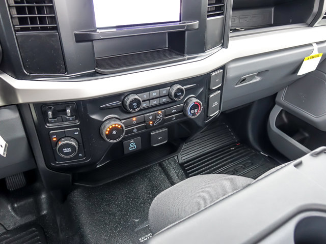 2024 FORD F-450 - Image 42