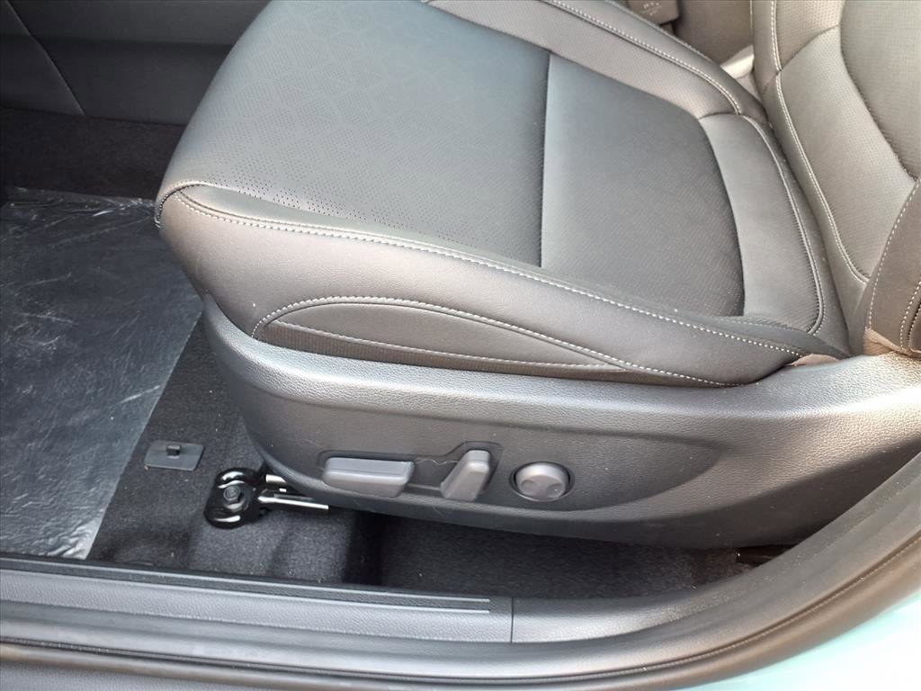 2026 Kia Seltos EX photo 12