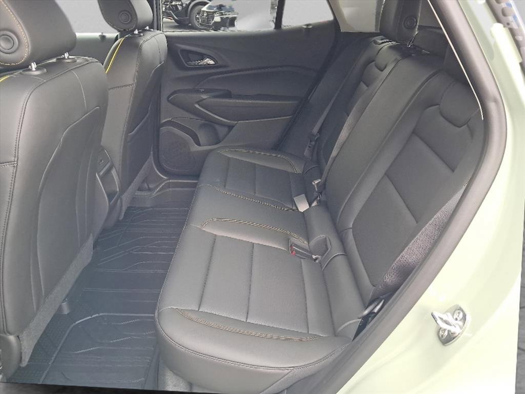 2025 Chevrolet Trax ACTIV photo 8