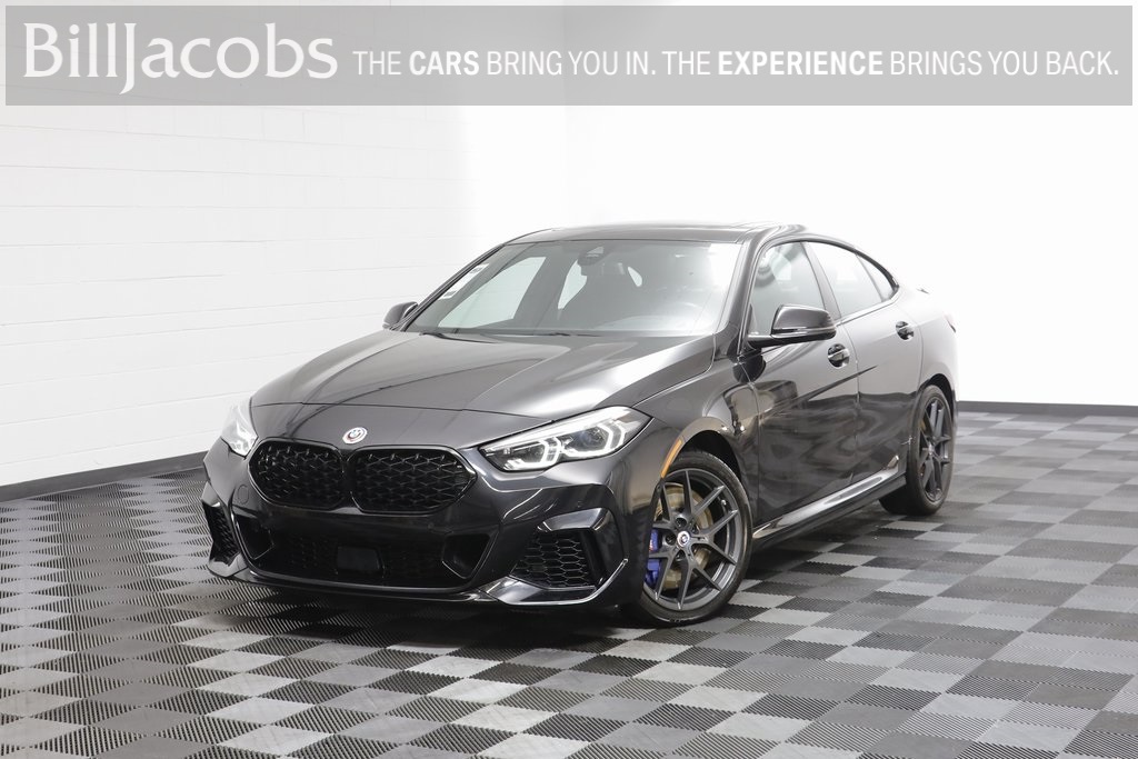 2022 BMW 2 Series M235i's photo