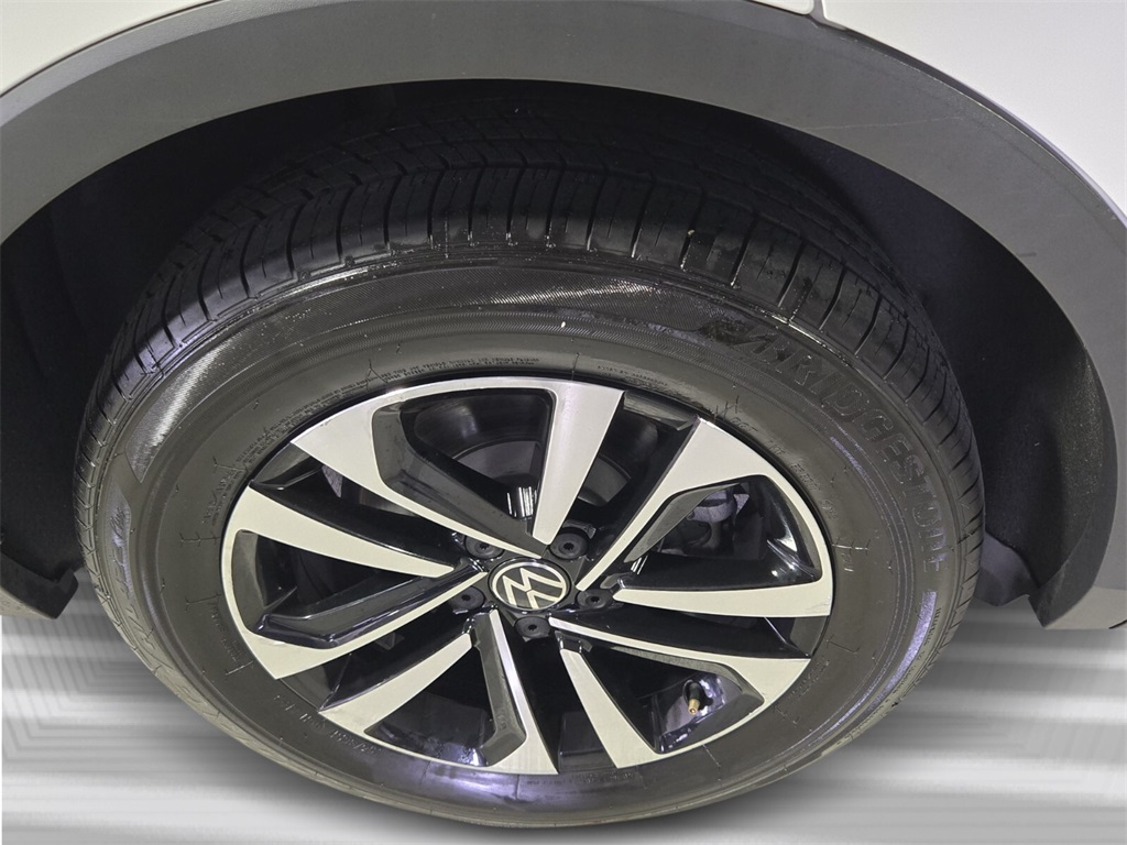 2023 Volkswagen Tiguan S photo 6