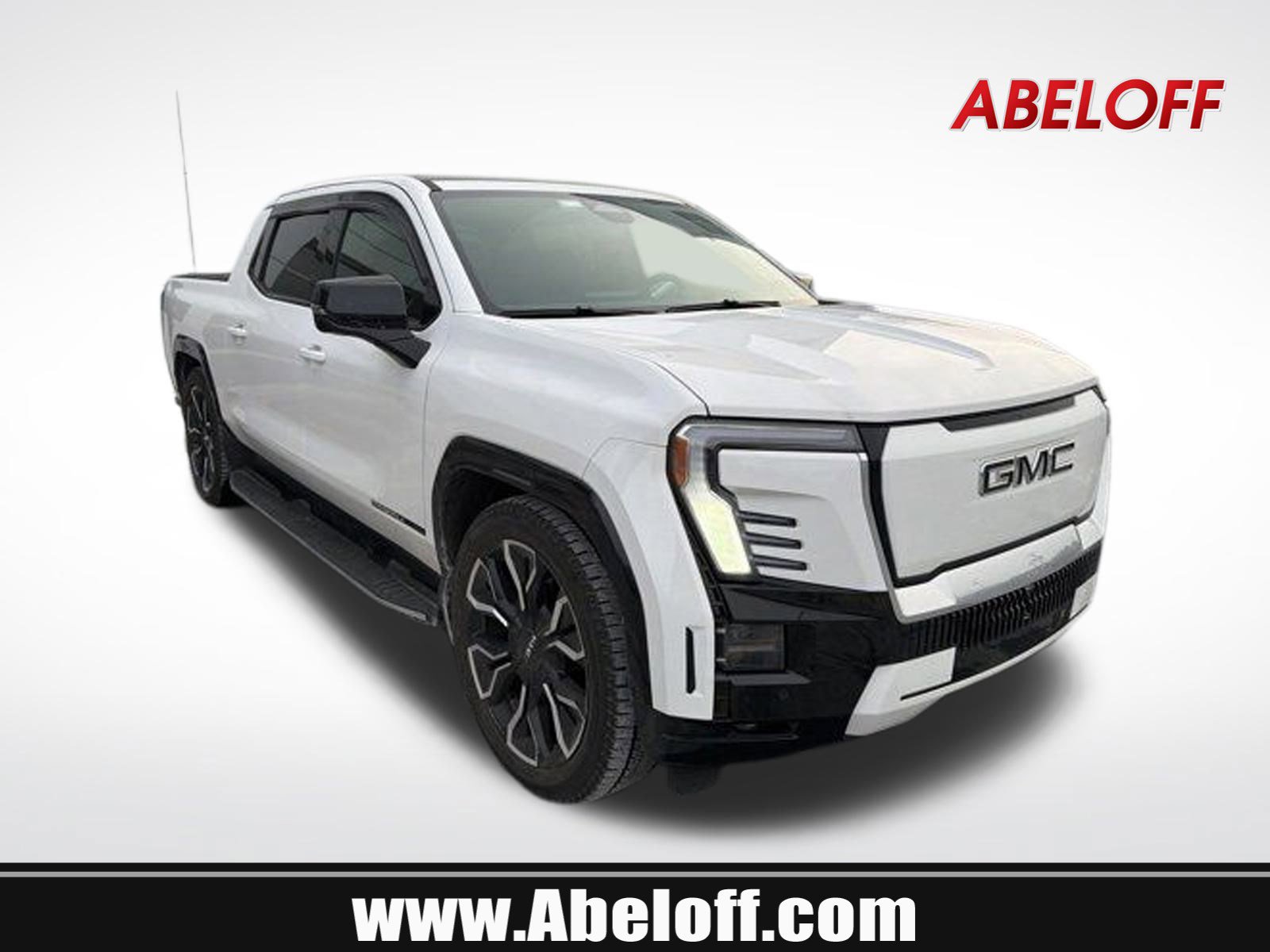 2025 GMC Sierra EV Denali's photo