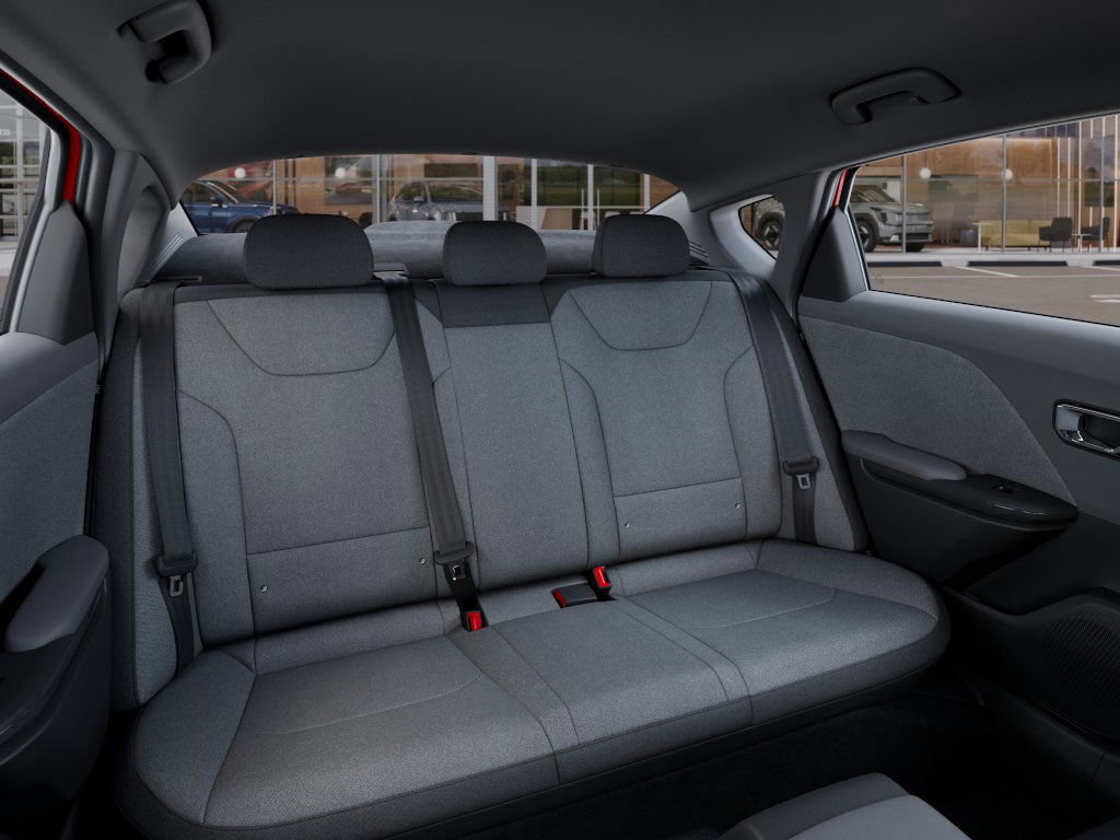 2025 Kia K4 LXS photo 16