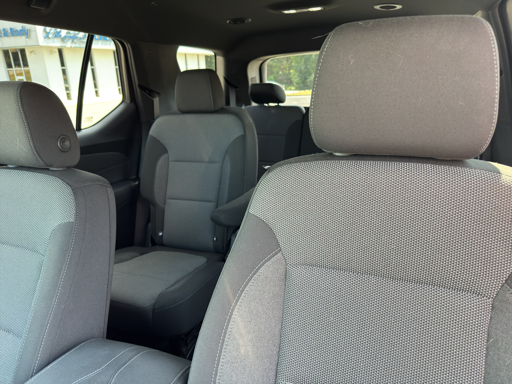 2022 Chevrolet Traverse Cloth photo 14