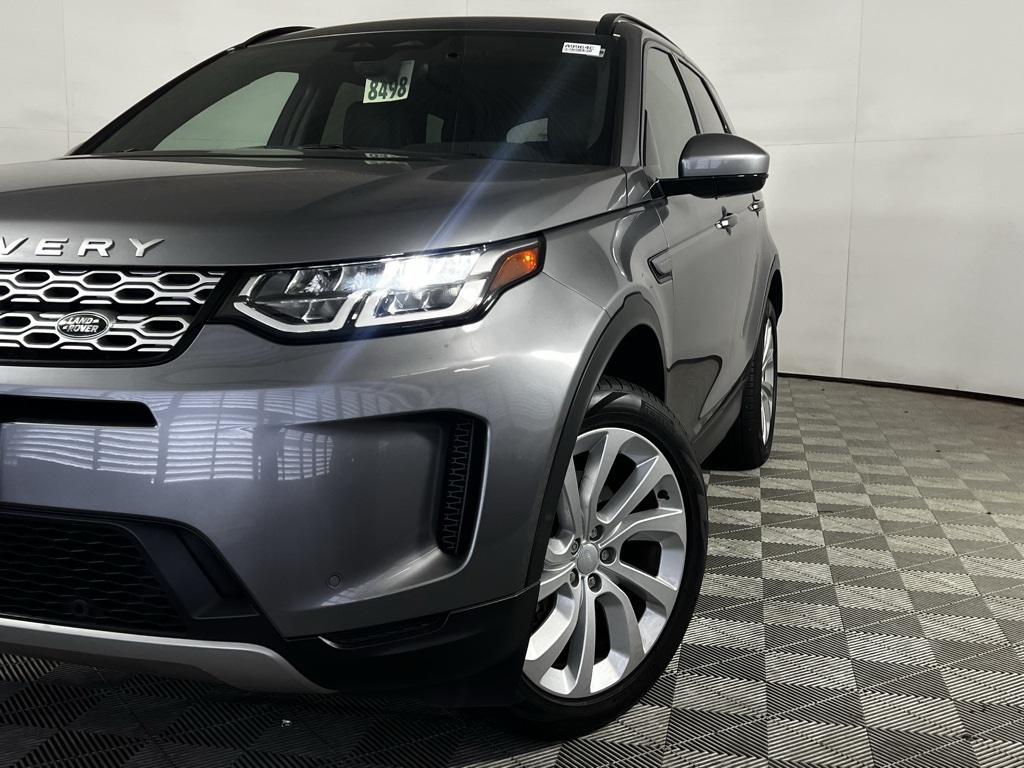 2023 Land Rover Discovery S photo 2