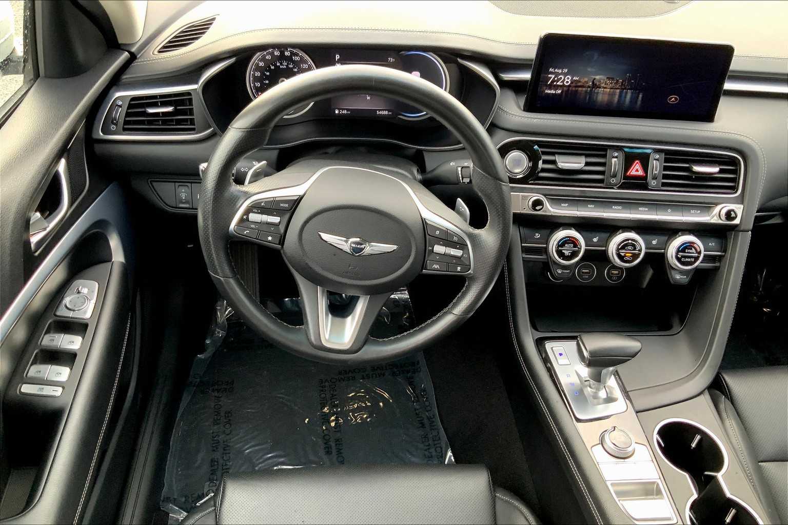 2023 Genesis G70 2.0T Sport Prestige photo 5