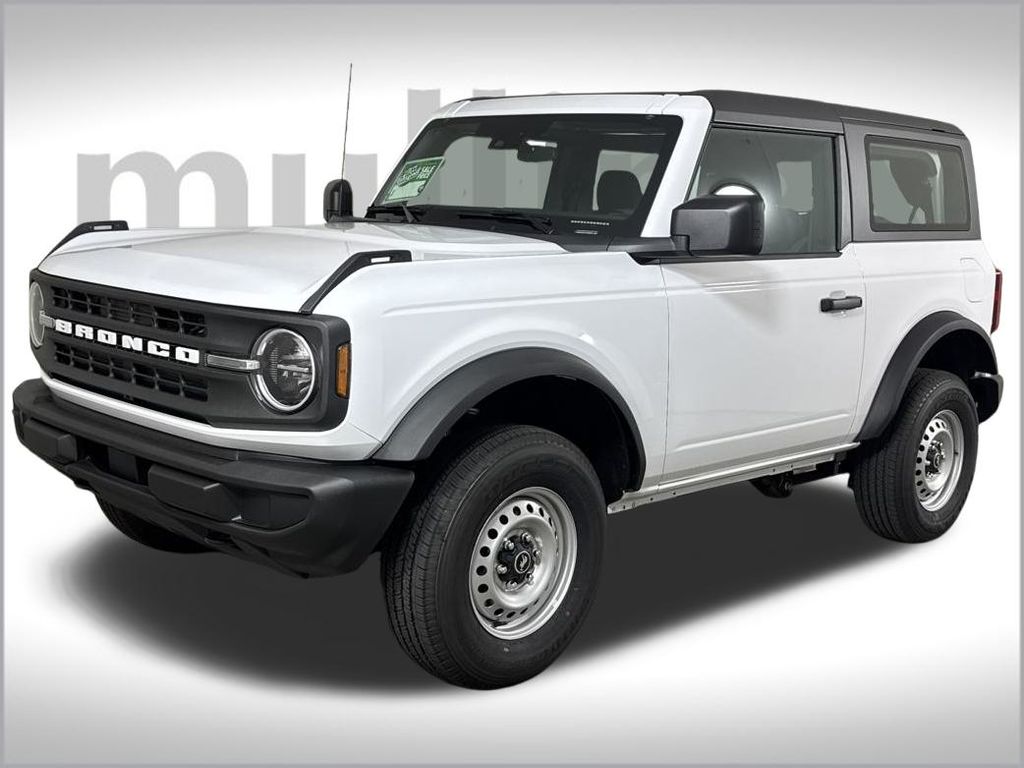 2025 Ford Bronco Base photo 14