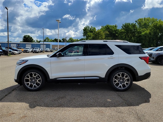 2025 Ford Explorer Platinum photo 7