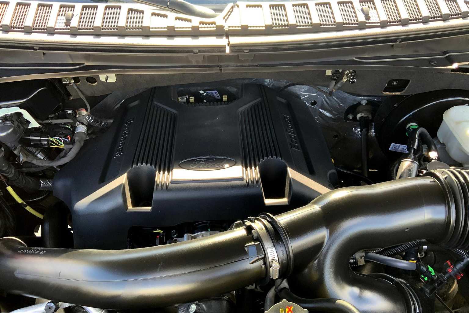 2020 Ford Expedition Limited photo 32