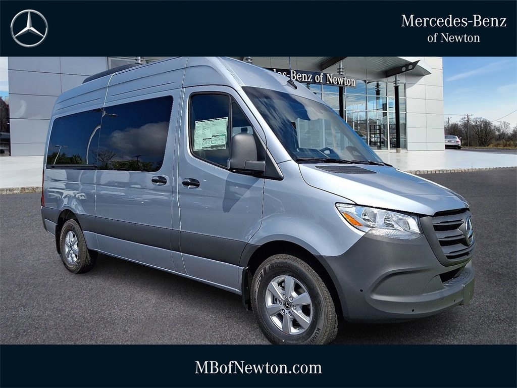 2025 Mercedes-Benz Sprinter Passenger Van Base's photo