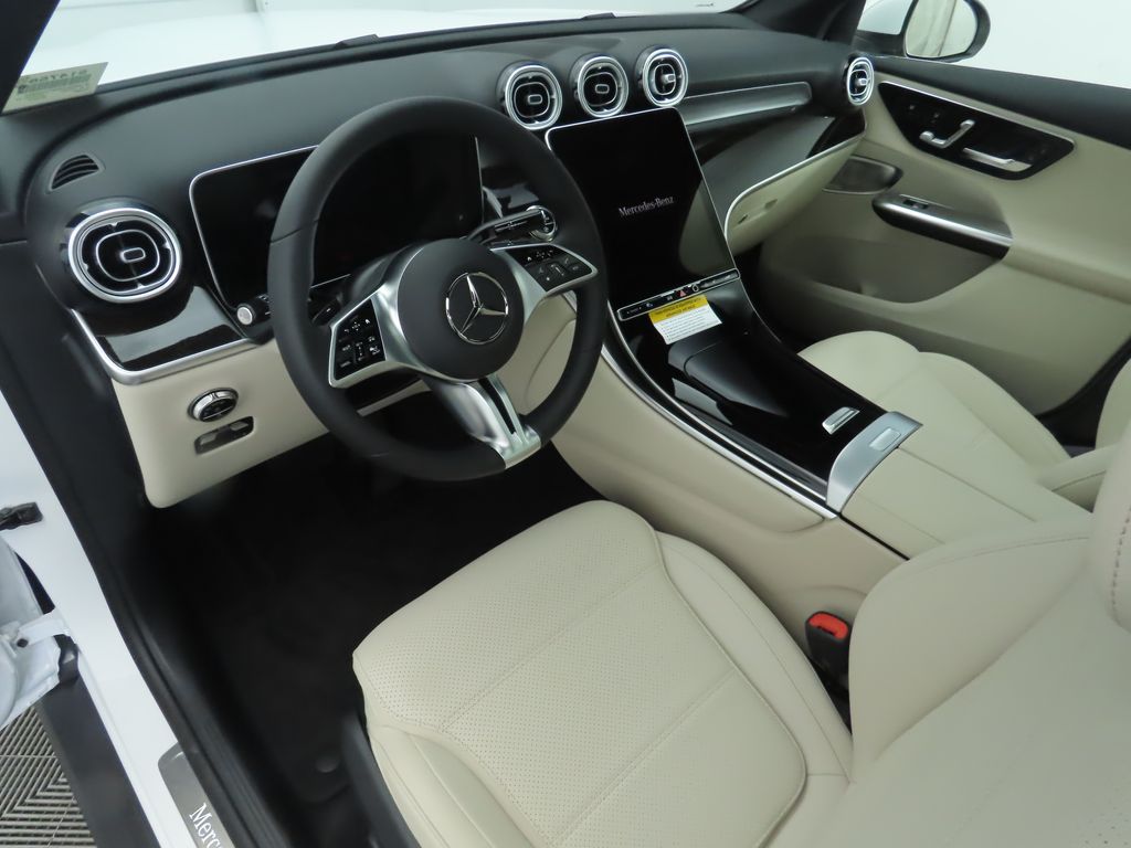 2026 Mercedes Benz GLC 300 4MATIC photo 8