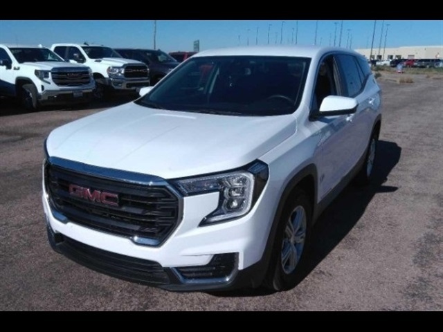 2024 Gmc Terrain SLE photo 4