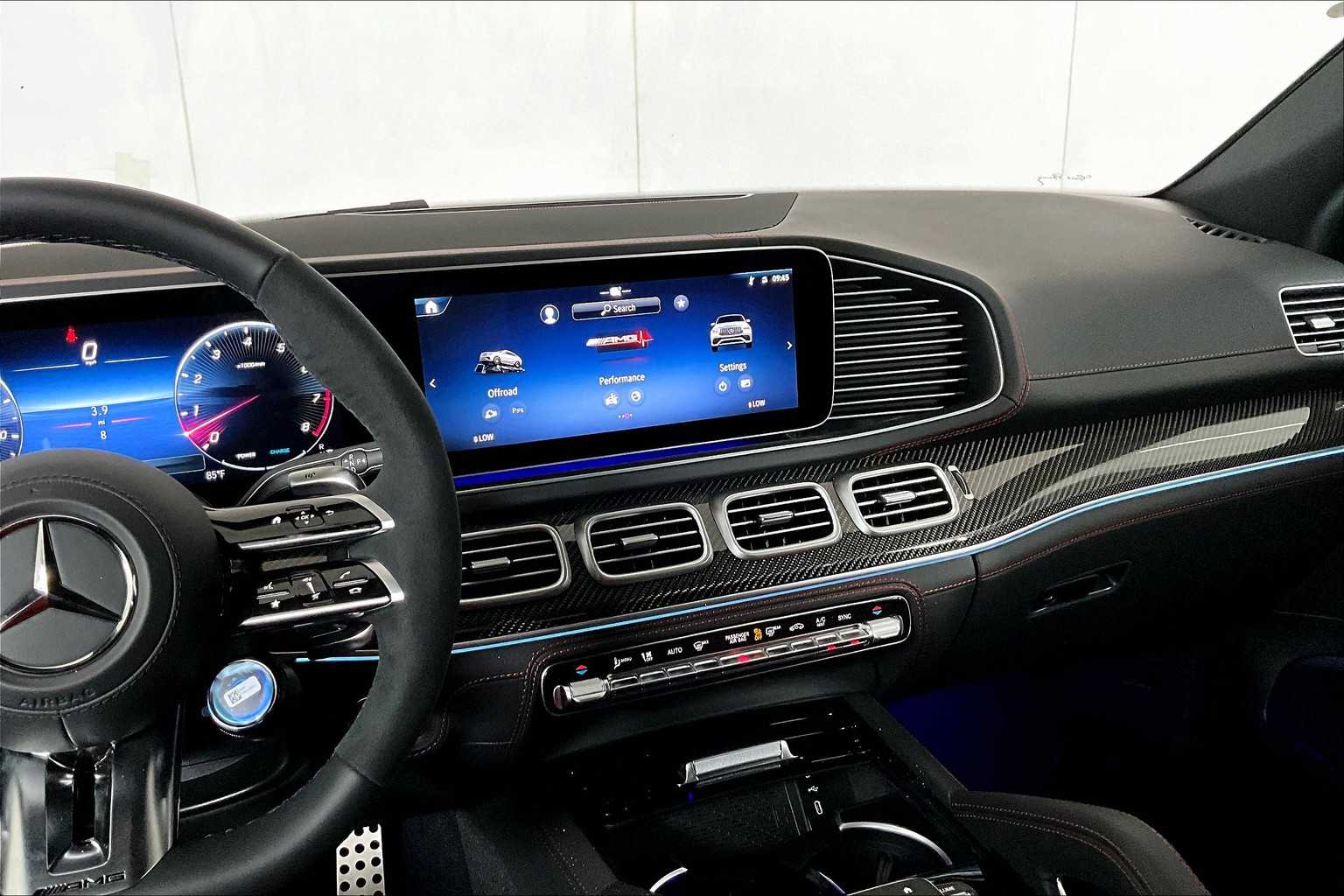 2025 Mercedes Benz GLE AMG 53 4MATIC photo 3