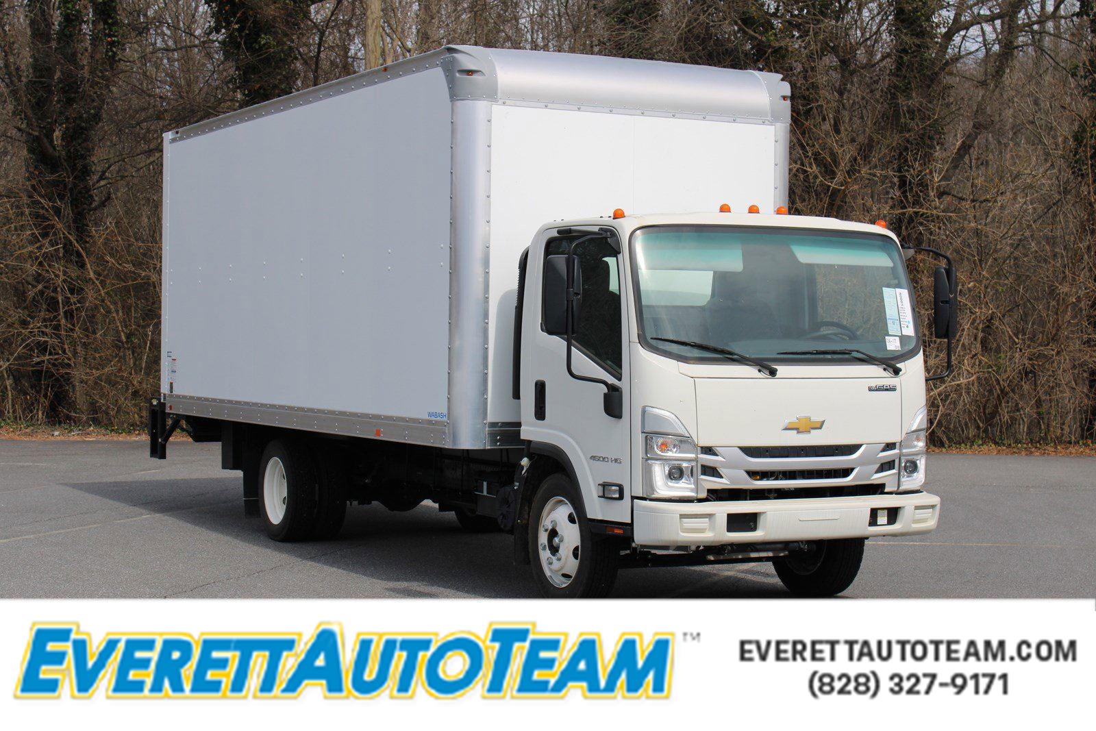 2024 Chevrolet Low Cab Forward Base's photo