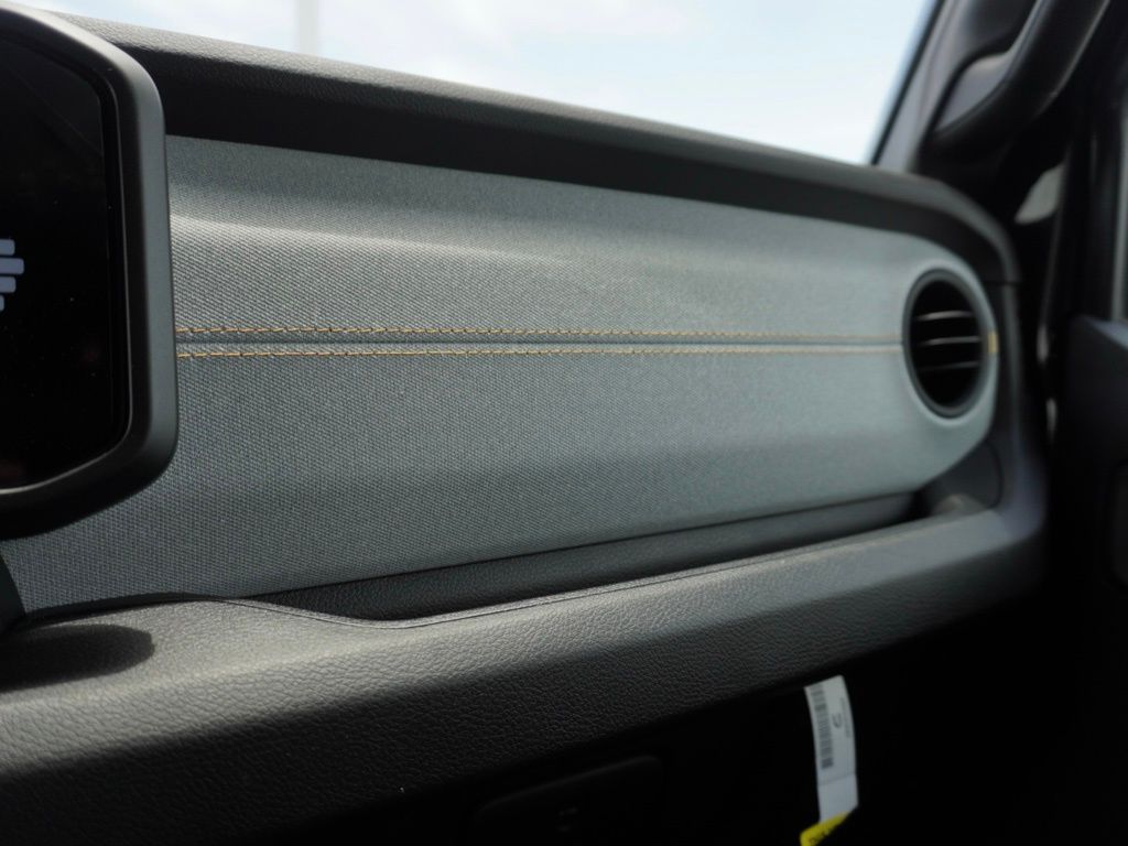 New 2024 Black Clear-Coat Exterior Paint Jeep 4-Door Sport S image 18