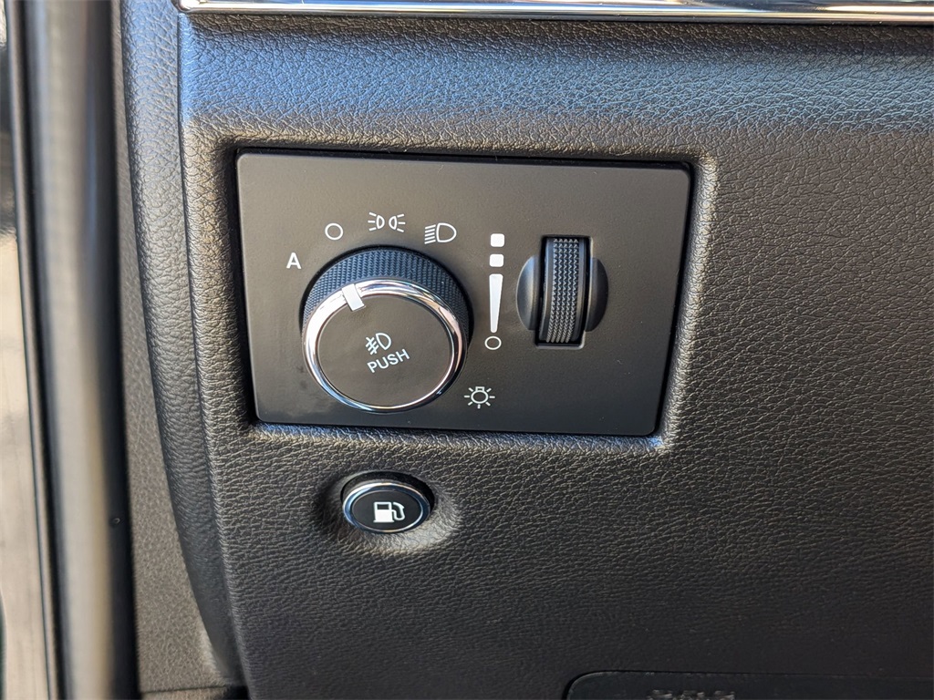 2021 Jeep Grand Cherokee Limited photo 9
