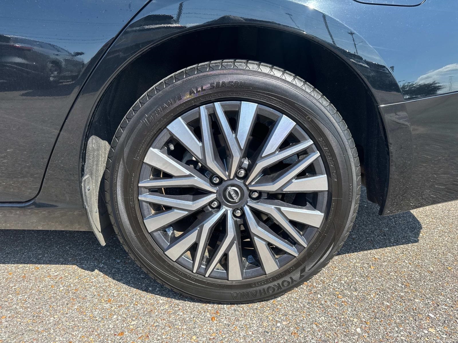 2024 Nissan Altima 2.5 SV photo 4