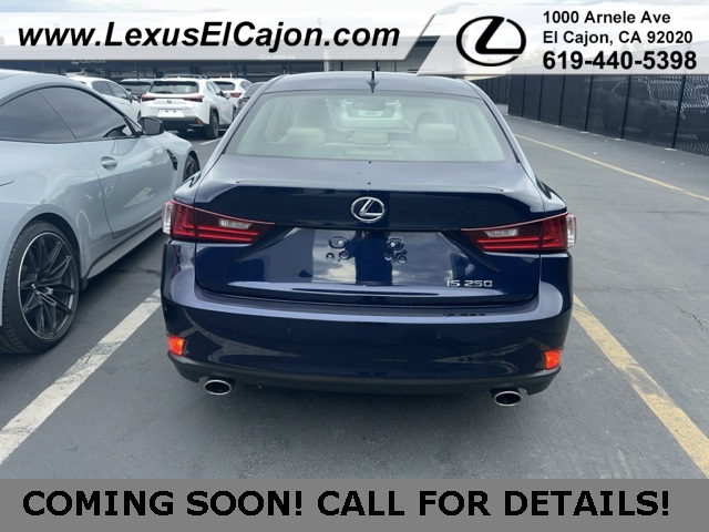 2015 Lexus IS 250 photo 3