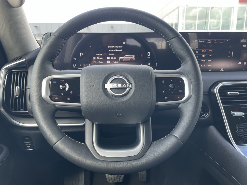2026 Nissan Armada SV photo 5