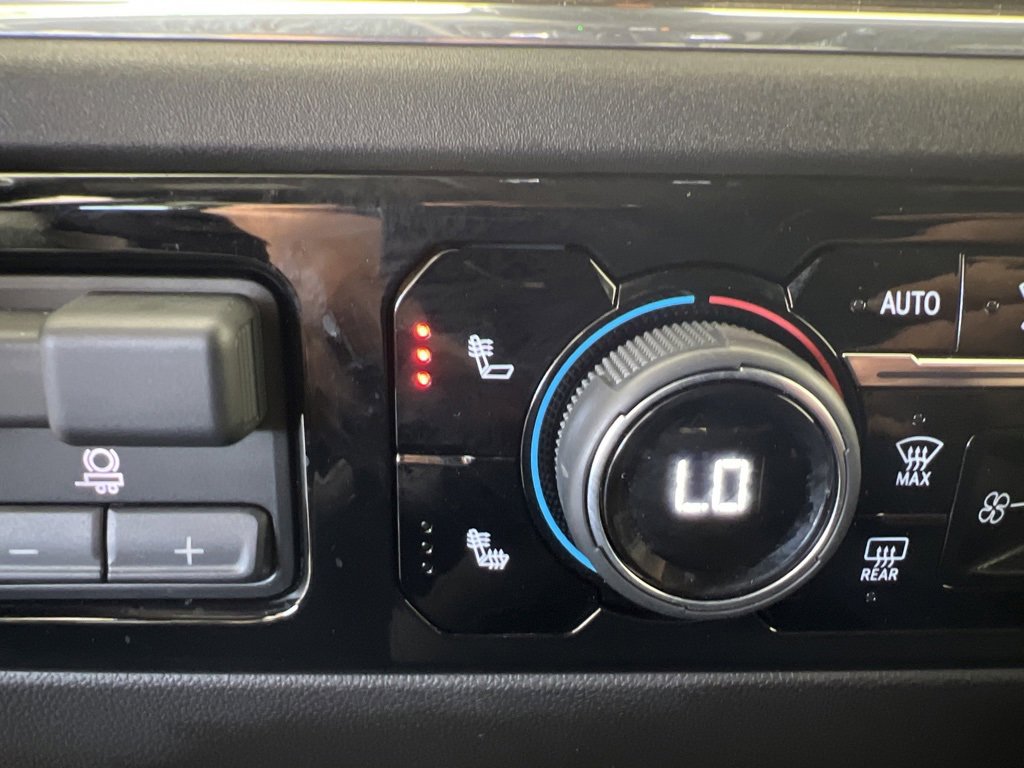 2025 Chevrolet Silverado 1500 LT photo 16