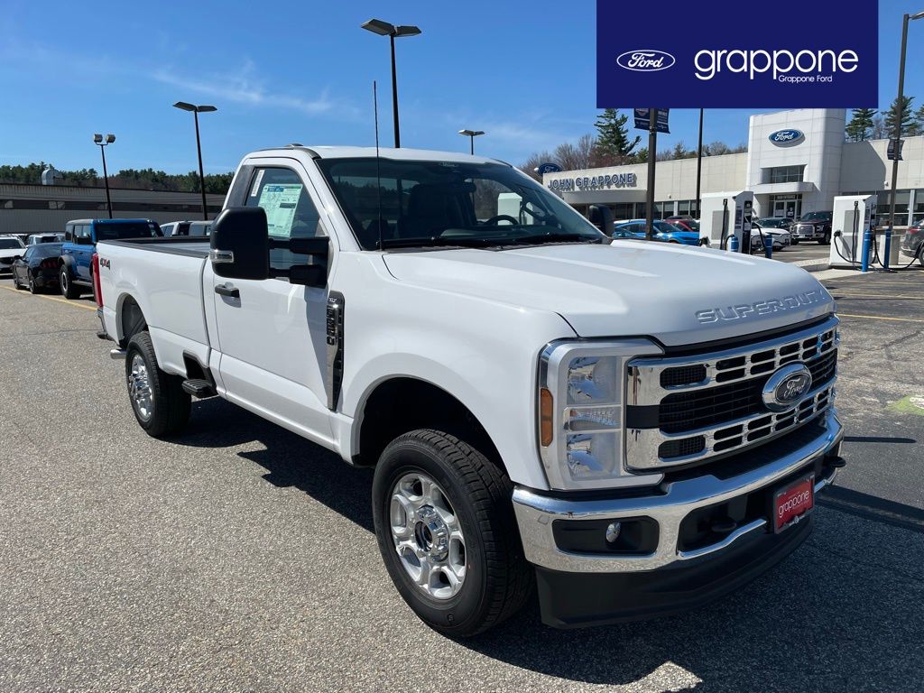2025 Ford F-350 Super Duty XLT