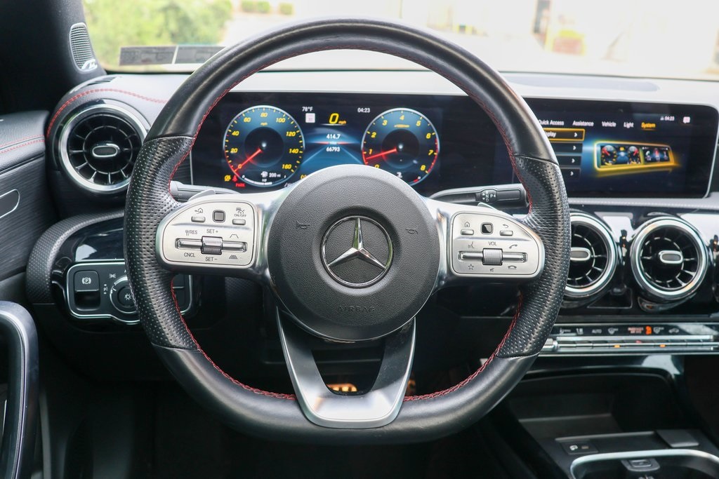 2020 Mercedes Benz CLA 250 4MATIC photo 12