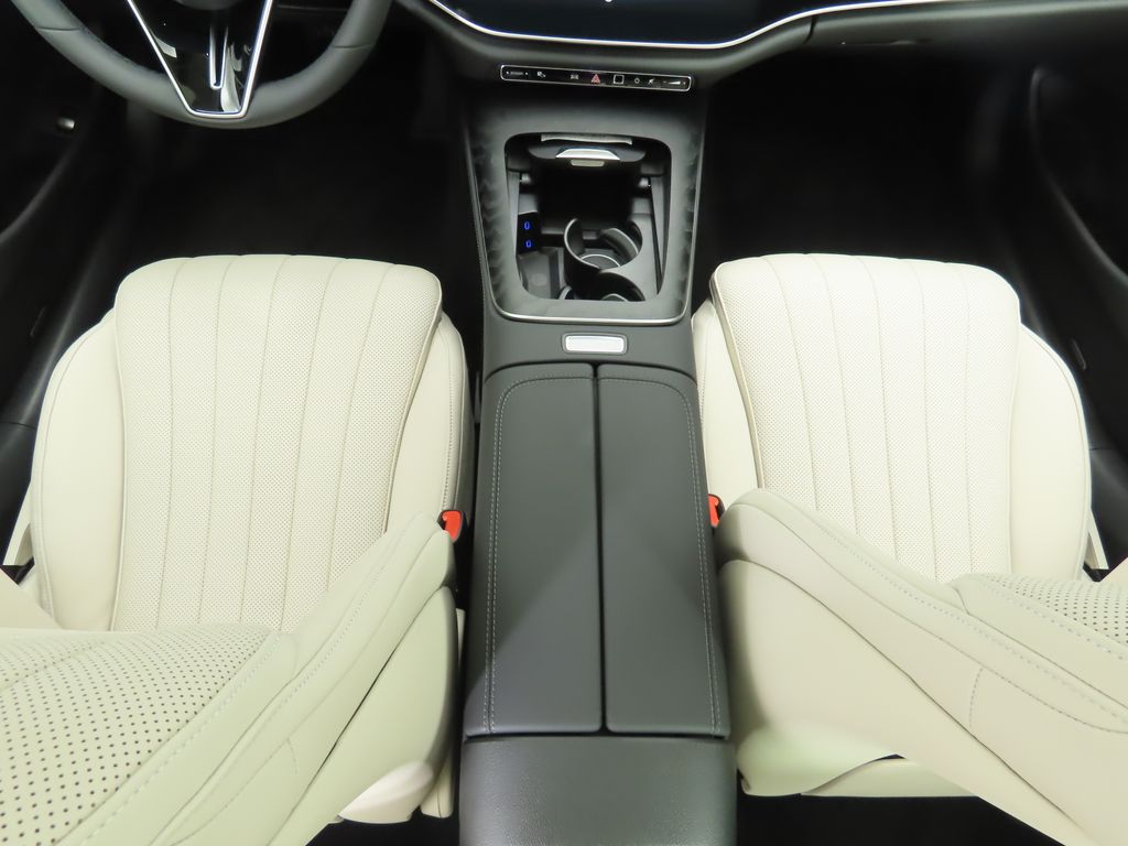 2026 Mercedes Benz E 4MATIC Sedan photo 14