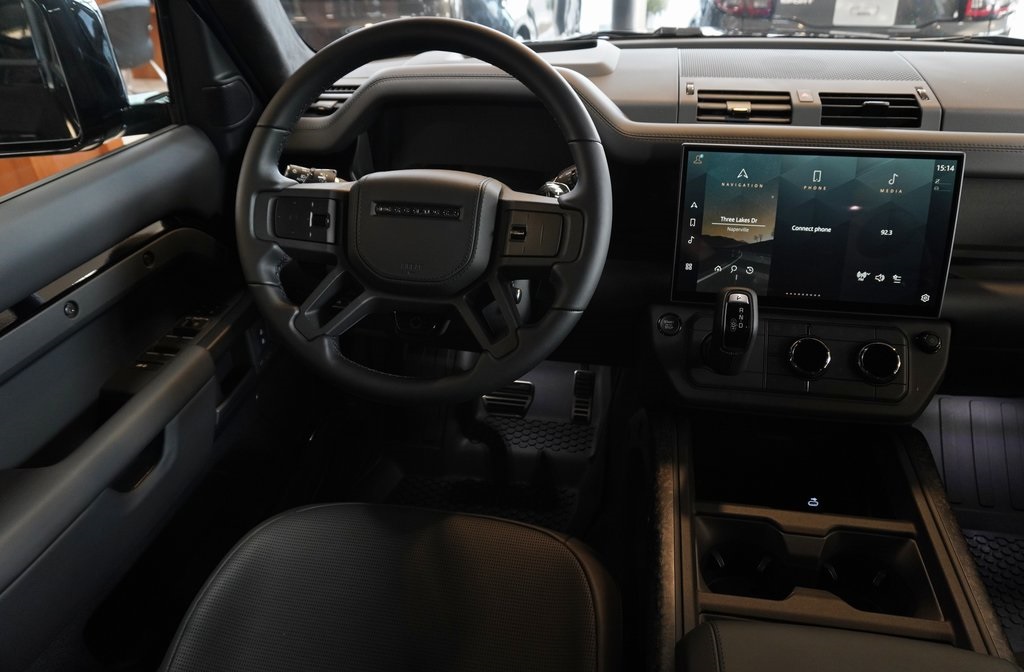 2026 LAND ROVER DEFENDER - Image 10