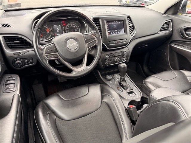 2021 Jeep Cherokee Latitude photo 3