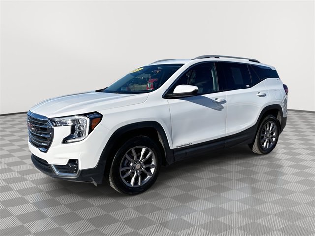 2024 GMC Terrain SLT's photo