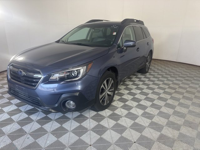 2018 Subaru Outback Limited photo 3