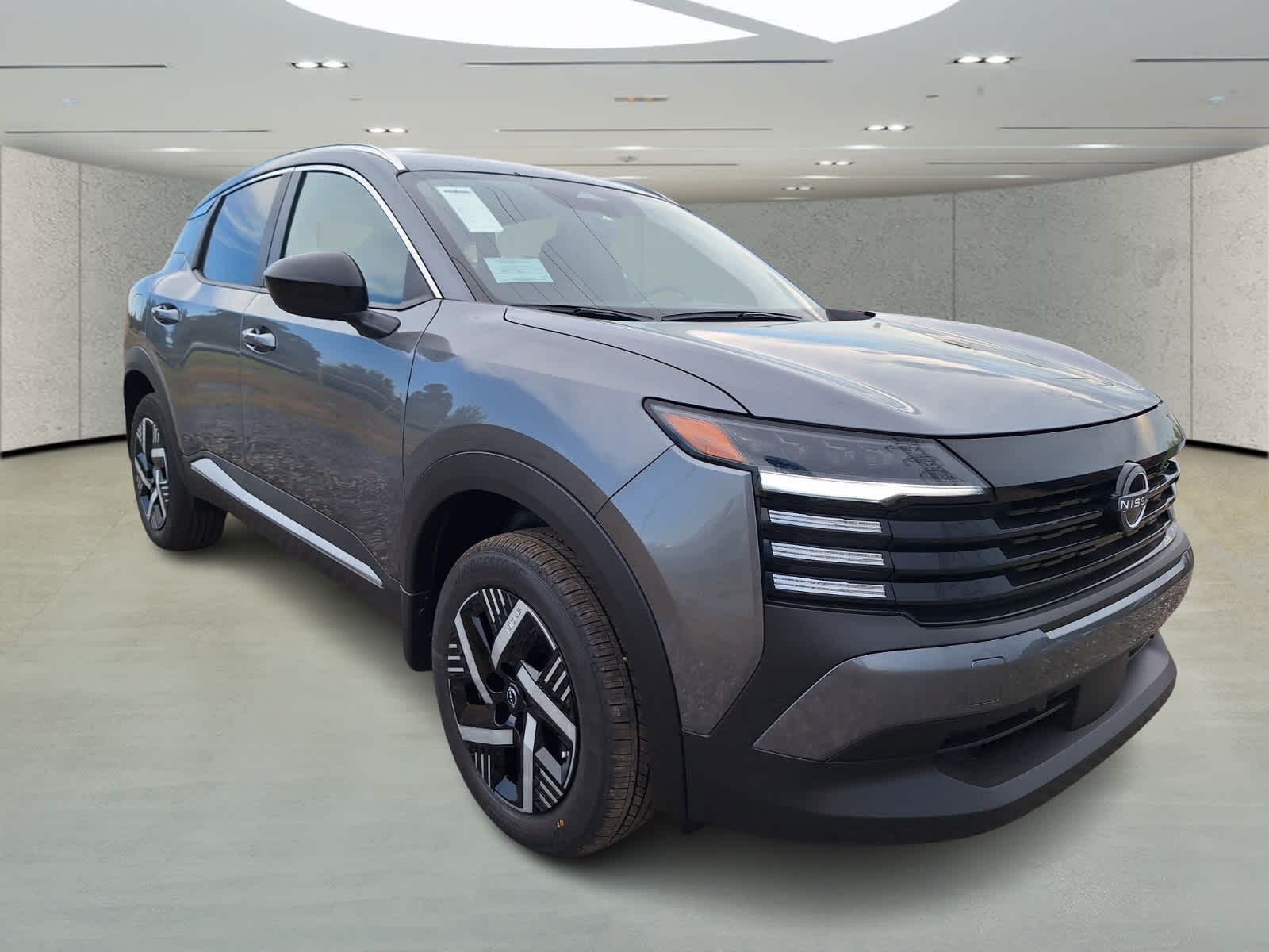 2026 Nissan Kicks SV photo 7