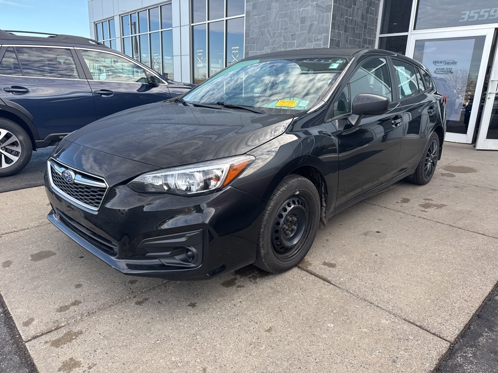 2019 Subaru Impreza 2.0i photo 2