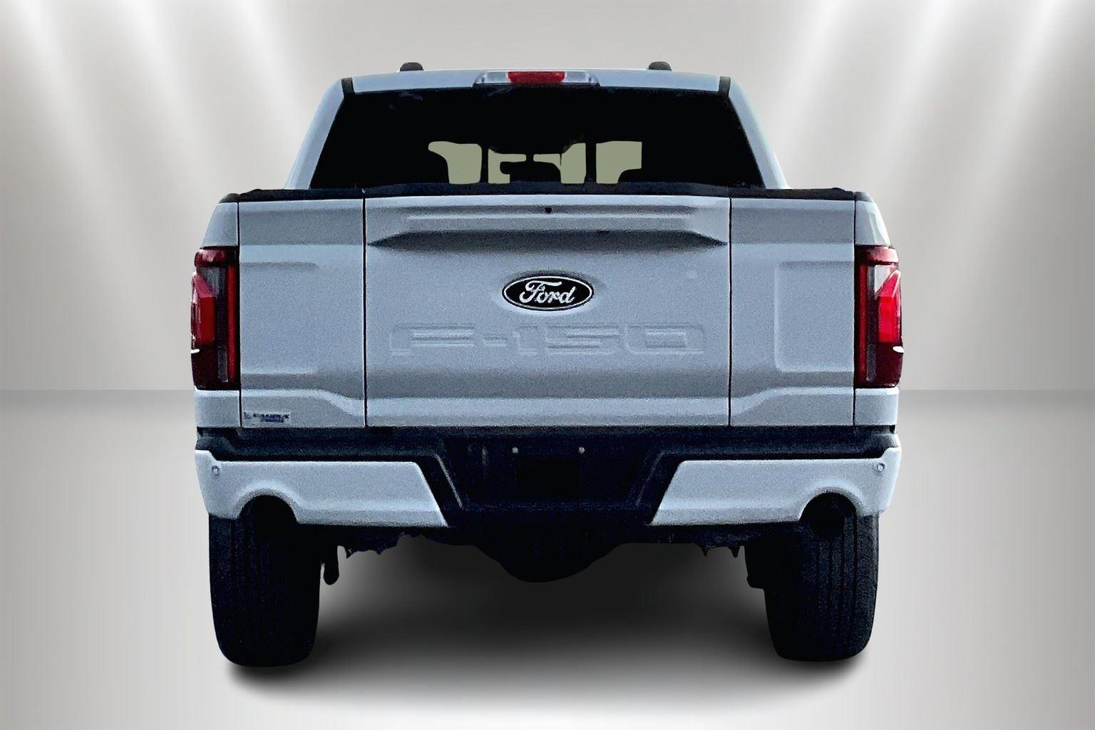 2025 Ford F-150 Lariat photo 4