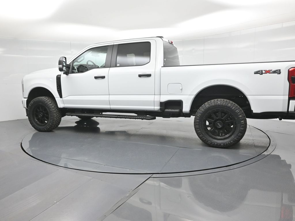 2025 Ford F-250 photo 23