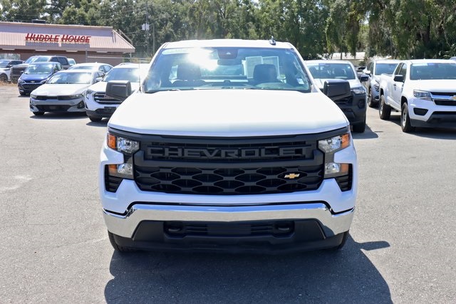 2024 Chevrolet Silverado 1500 photo 2