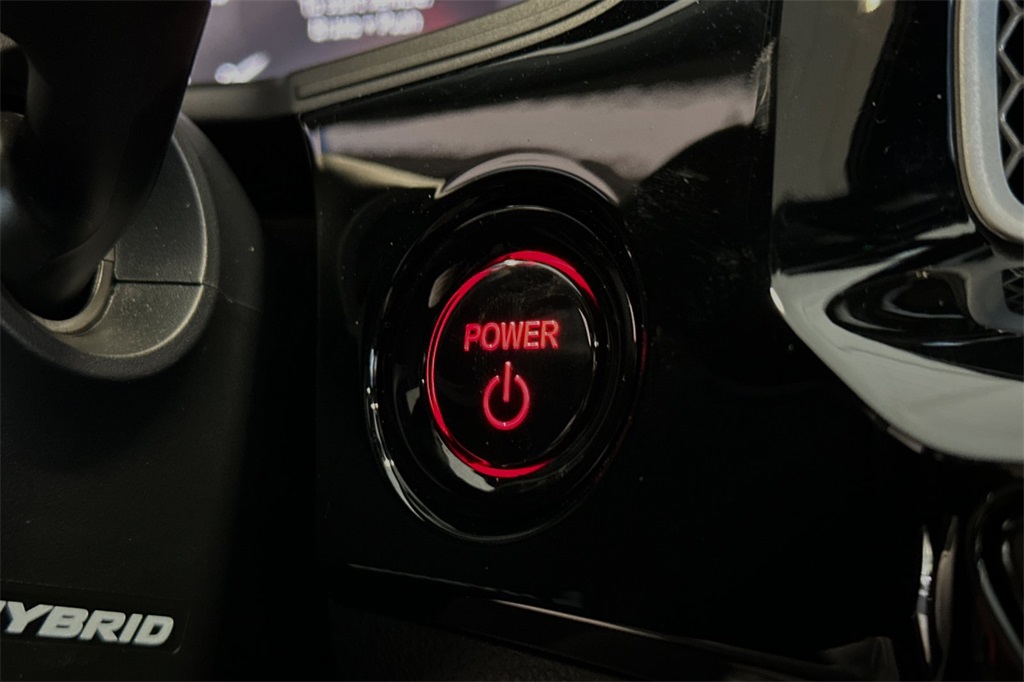 2025 Honda Civic Hybrid Sport Touring photo 19