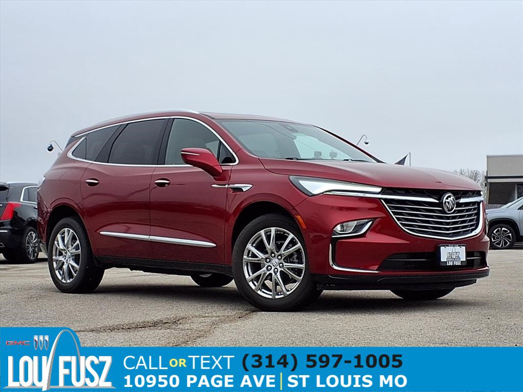 2023 Buick Enclave Essence's photo