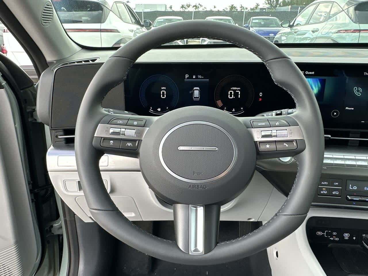2026 Hyundai Kona SEL photo 15