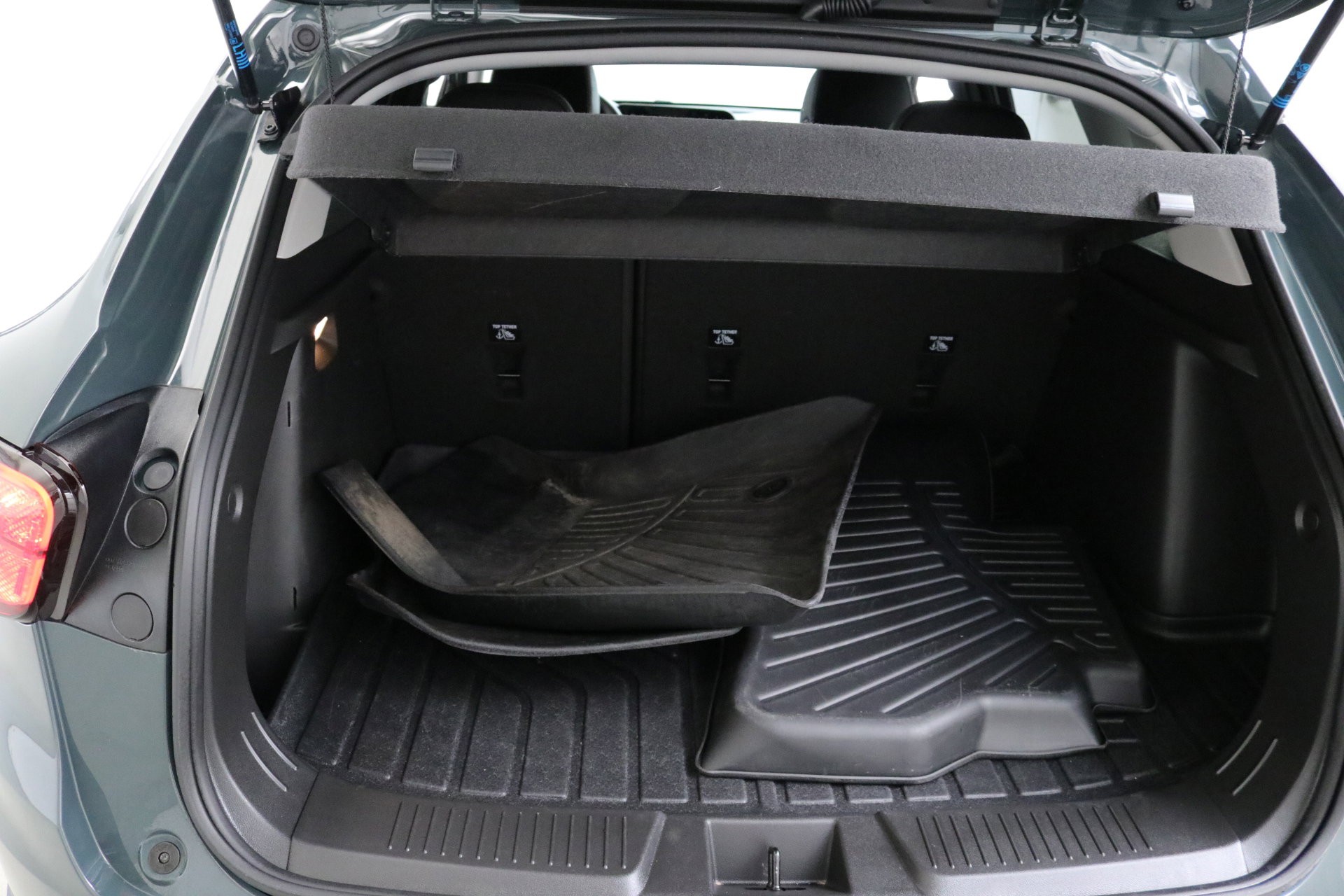 2025 Chevrolet Trax LT photo 23
