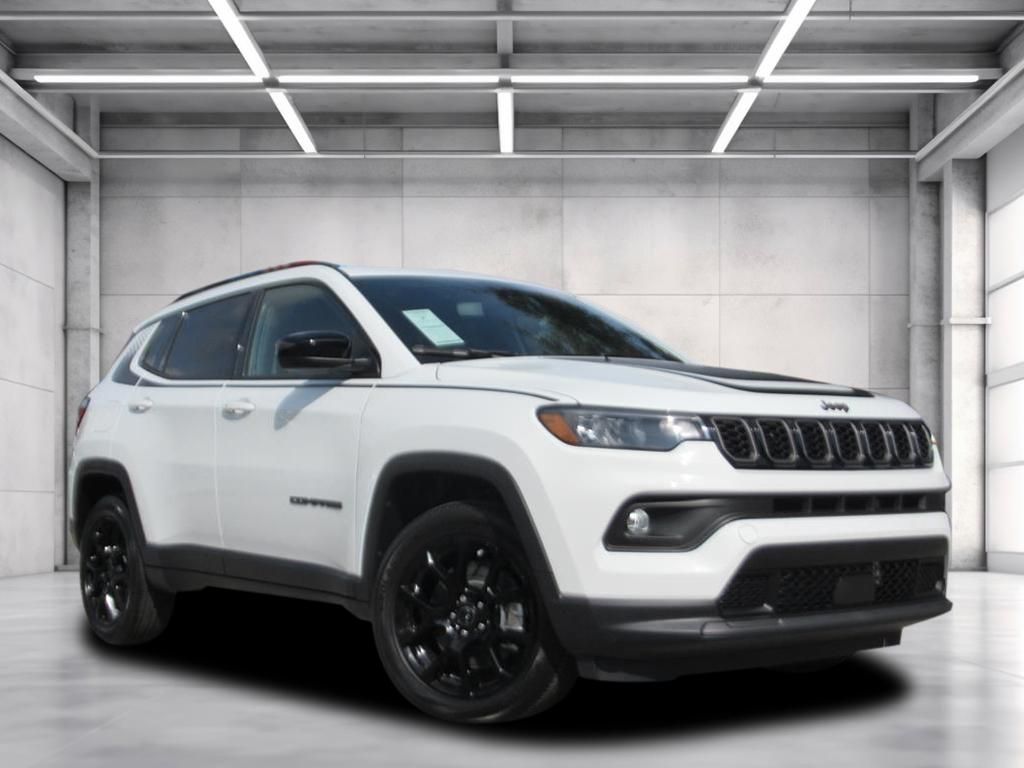 2026 Jeep Compass Altitude's photo