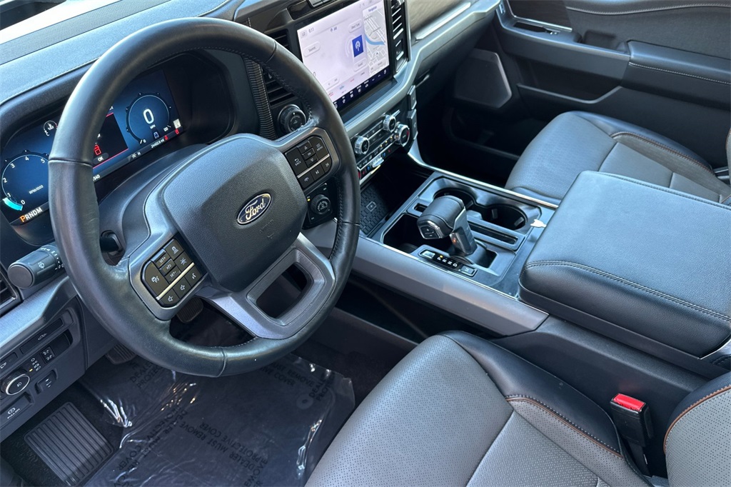 2024 Ford F-150 Lariat photo 10