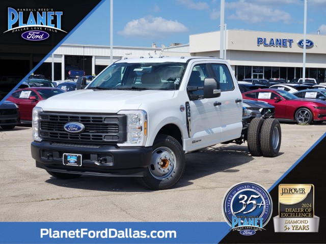 2025 Ford F-350 Super Duty Chassis Cab